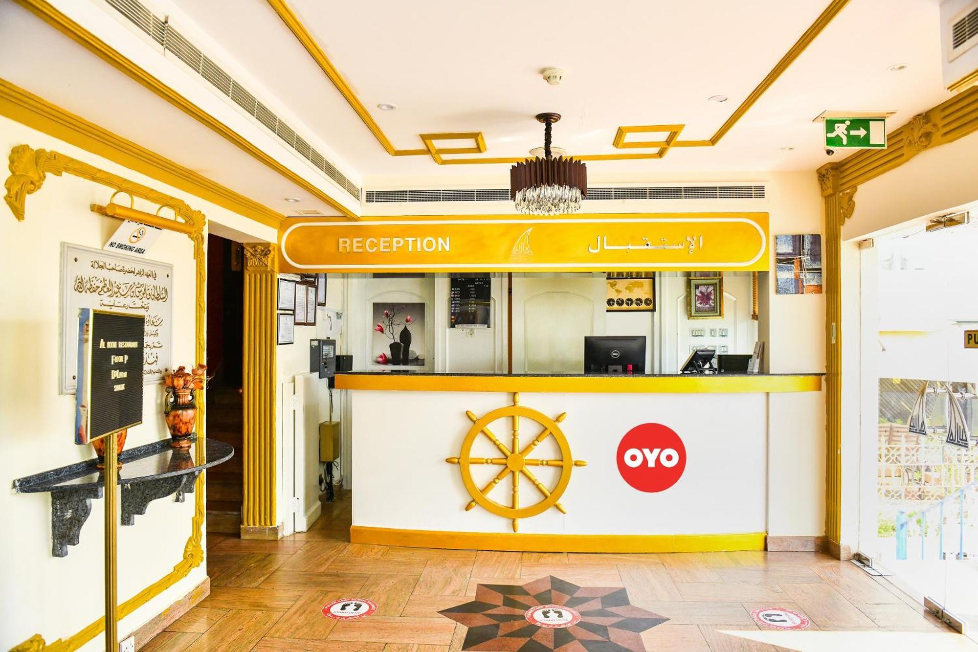 Oyo 137 Marina Hotel Maszkat Kültér fotó